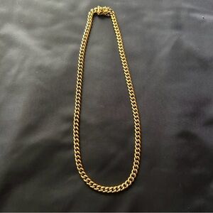 14kt Gold 18inch 6mm Cuban Link Necklace